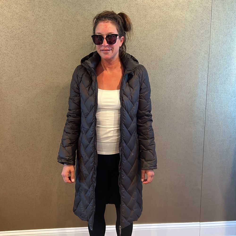 MONCLER Brownish Grey Down 3/4 Coat w/ detatchabke hood